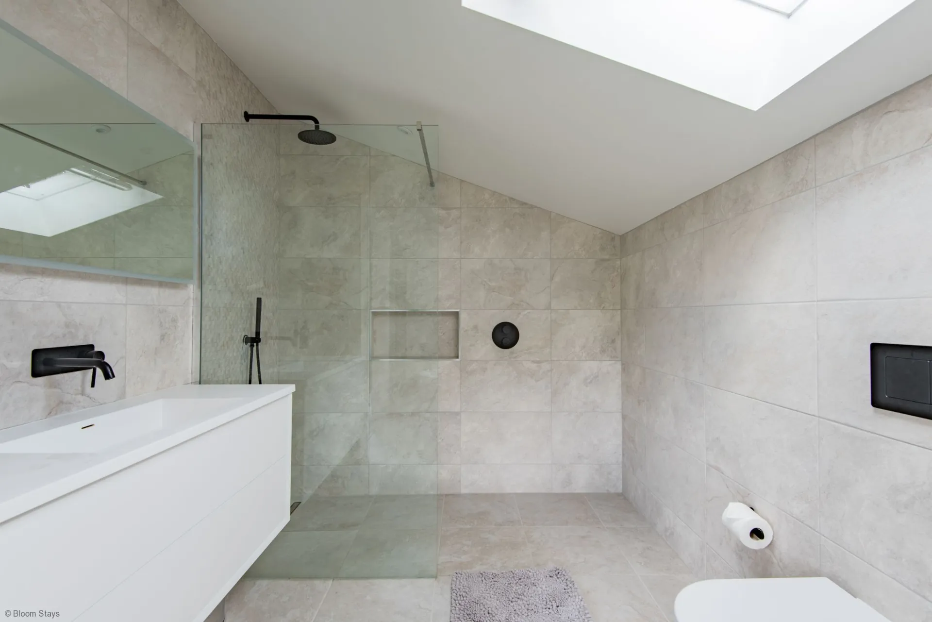 Master En-Suite 1